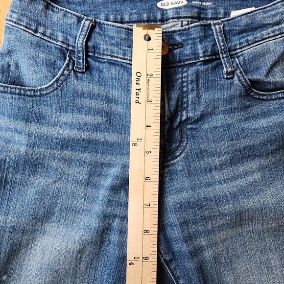 Old Navy Light Wash Denim Super Skinny Jeans Size 0 - Picture 7 of 15